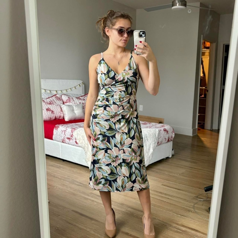 Joie Floral Print Midi Dress Faux Wrap Surplice V Neck Women S Navy Pink NEW - Picture 2 of 12